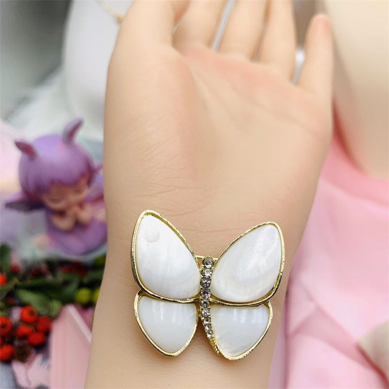 Pearl Shell Brooch for Girl （Butterfly）